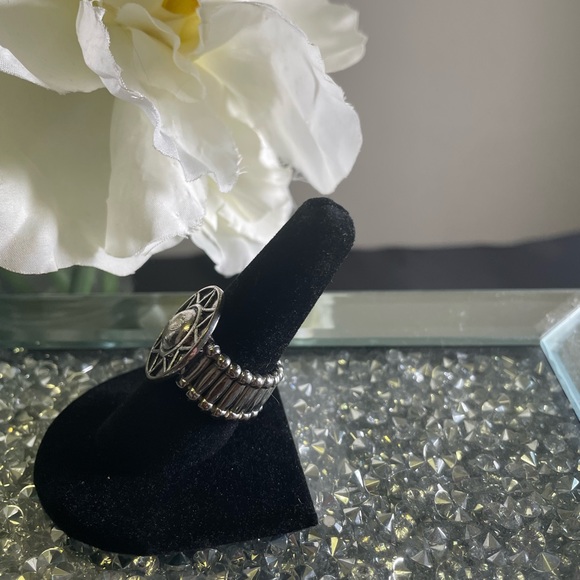 Paparazzi Ring - Picture 2 of 2